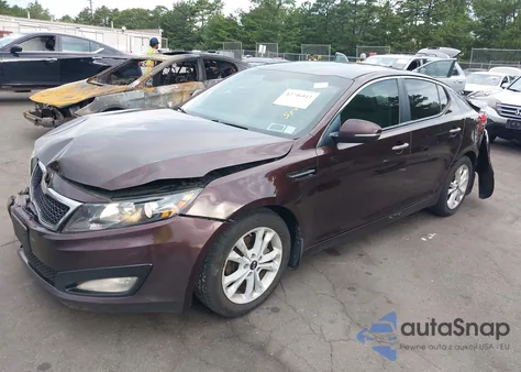 2011 Kia Optima z USA, uszkodzony, nr VIN KNAGNYA74B5055301